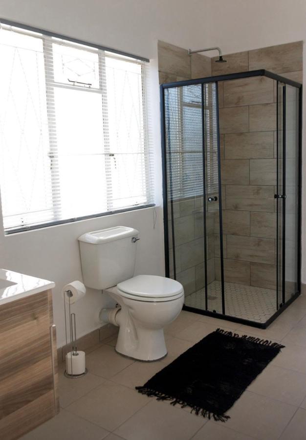 Cradock Guest House & Self Catering Ngoại thất bức ảnh