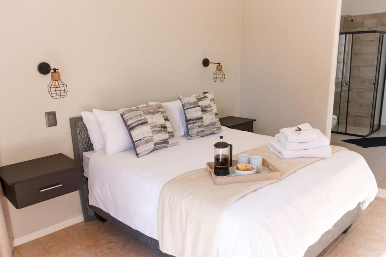 Cradock Guest House & Self Catering Ngoại thất bức ảnh